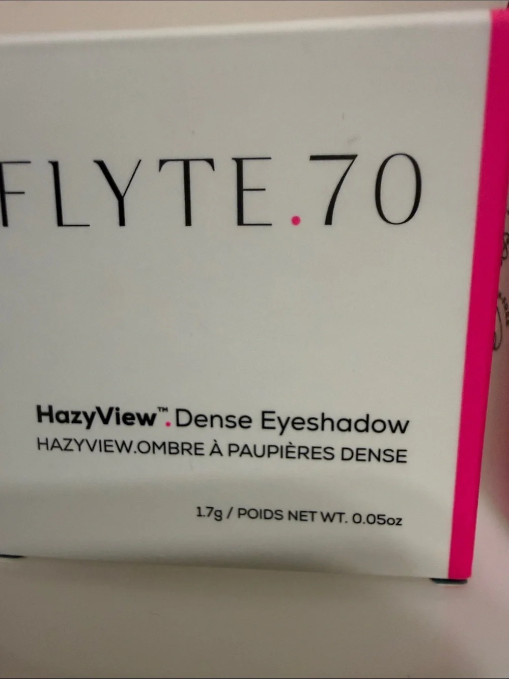 The Crème Shop Crème Eyeshadow Duo with FLYTE.70 Accent